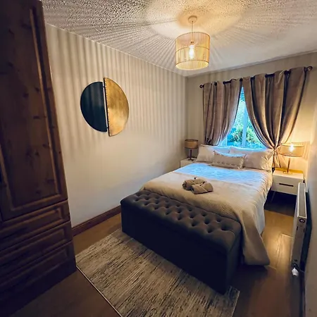 Апартаменты Fernway Entire