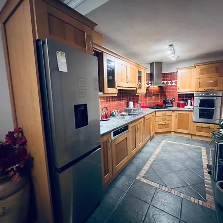 Апартаменты Fernway Entire *