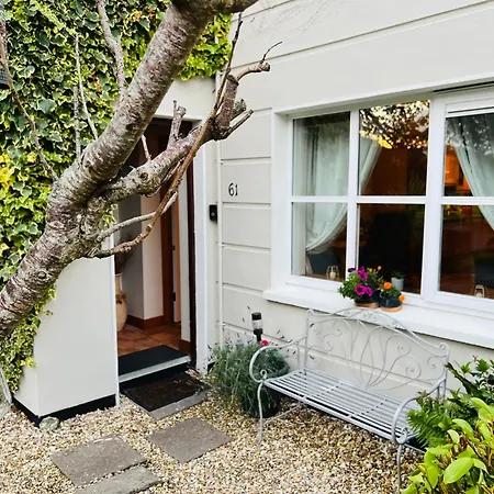 Апартаменты Fernway Entire Корк